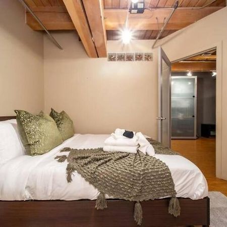 Historic Jd Loft, Near Ice District, Rogers Place, Ug Parking Edmonton Extérieur photo