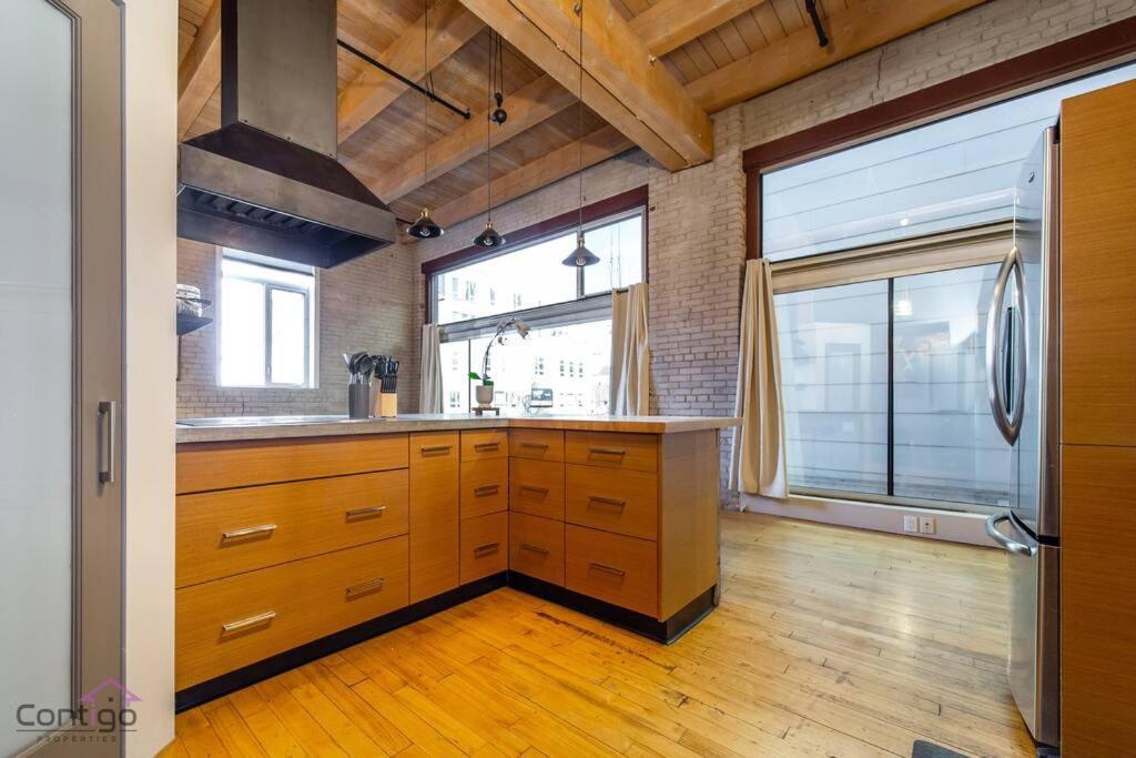 Historic Jd Loft, Near Ice District, Rogers Place, Ug Parking Edmonton Extérieur photo