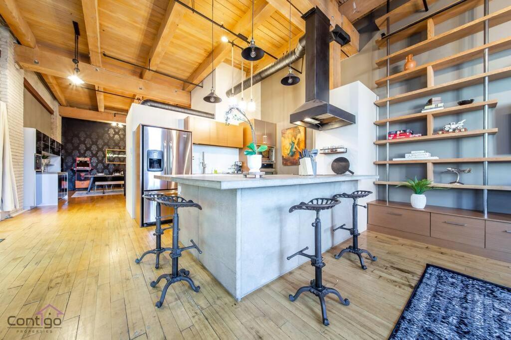 Historic Jd Loft, Near Ice District, Rogers Place, Ug Parking Edmonton Extérieur photo